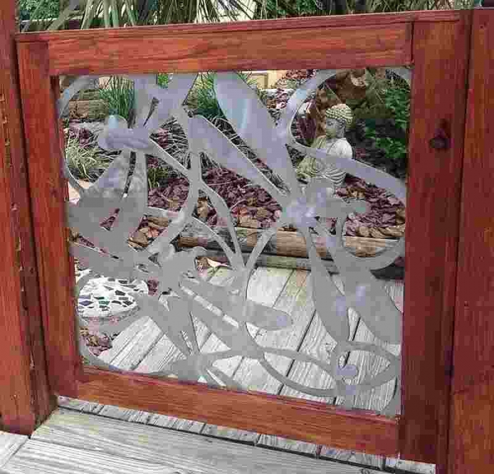 metal gate insert panel large dragon flies everywhere